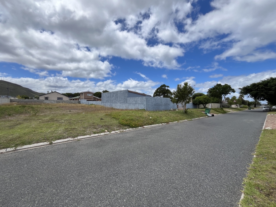 0 Bedroom Property for Sale in Sandbaai Western Cape
